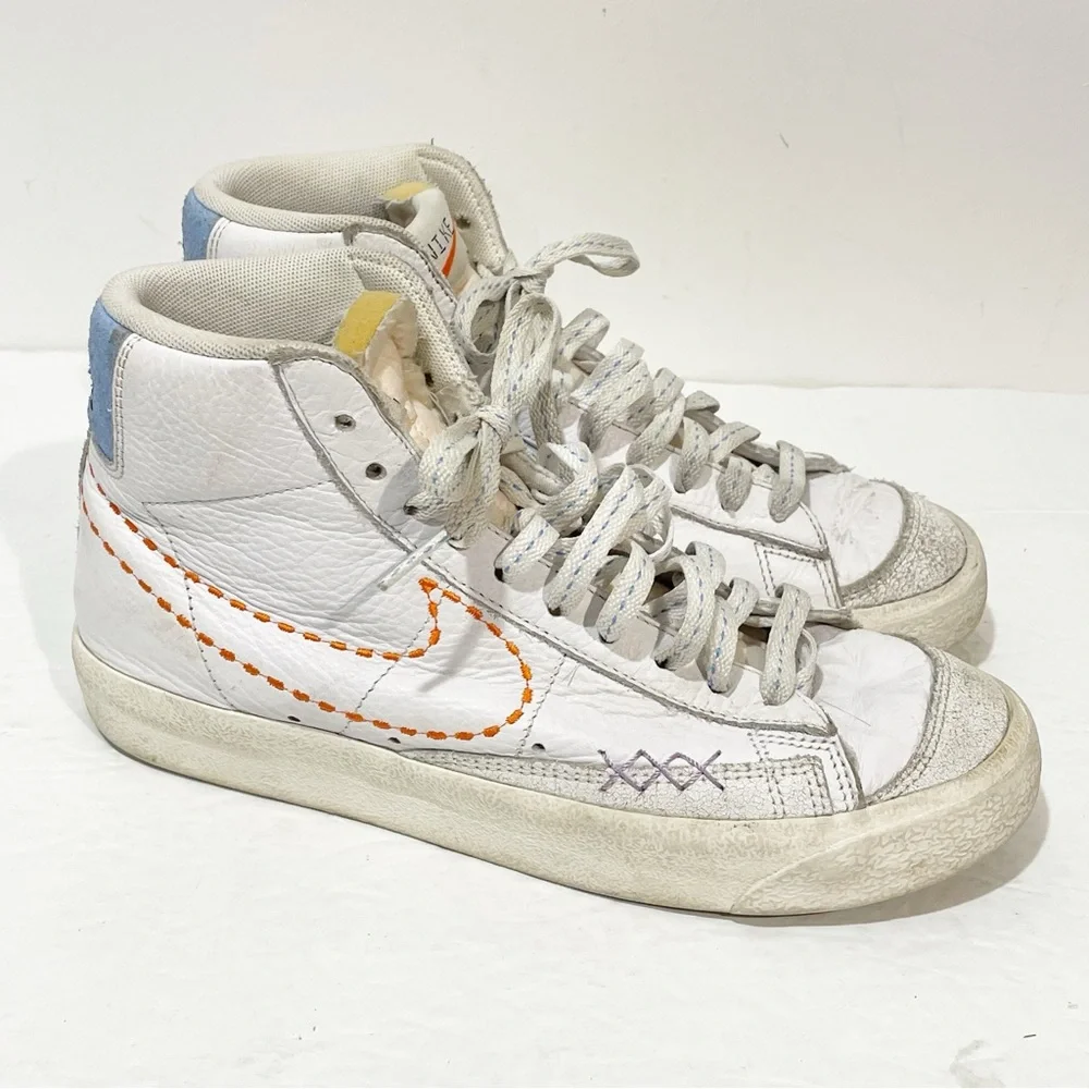 Nike Size 8 Blazer Mid 77 DX2350-100 White Leather Sneaker‎